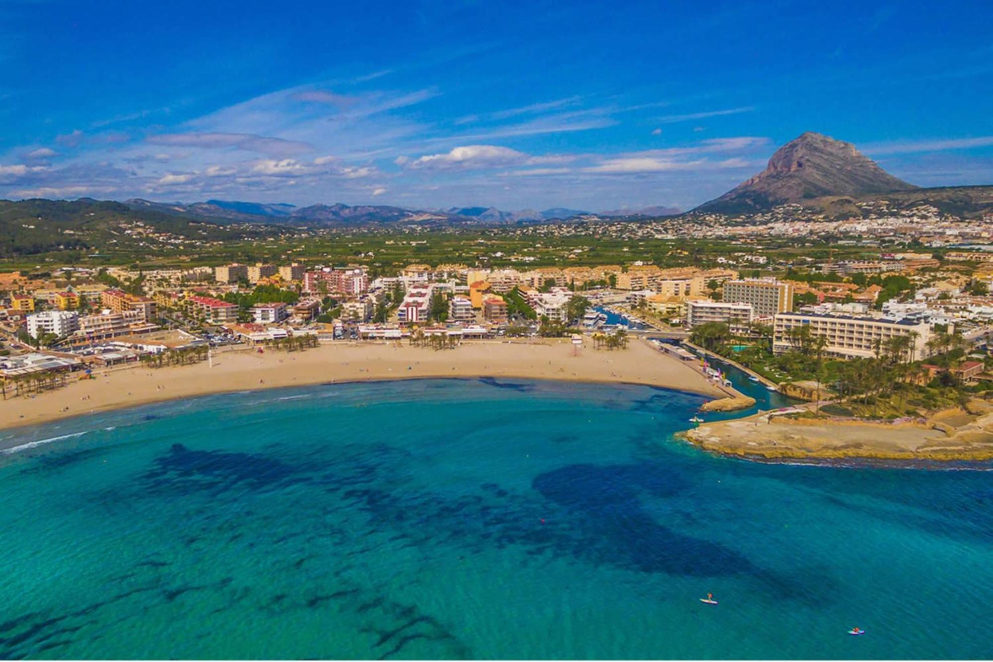 Javea *